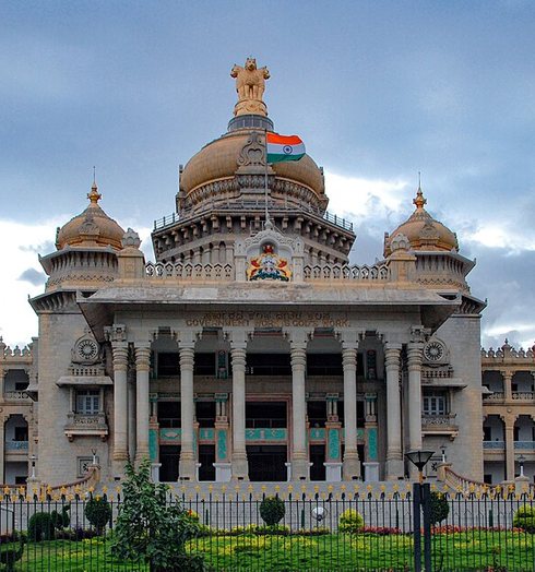 Vidhana Soudha, Bengaluru. Photo: Moheen Reeyad, CC BY-SA 4.0
